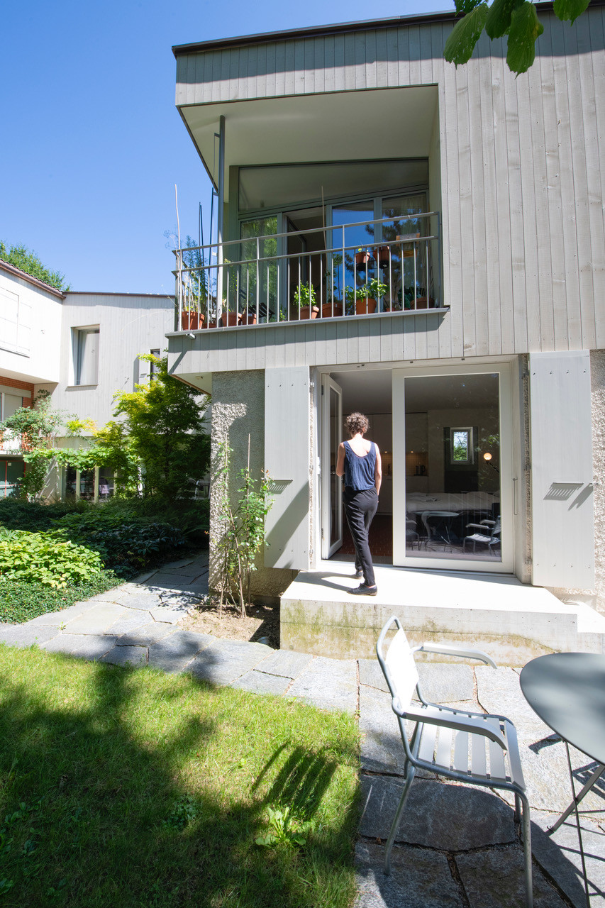 Journées suisses du logement - Habiter dans un jardin - Surélévation d’une maison familiale à Fribourg - L'Atelier - Place de Notre-Dame 16 à Fribourg